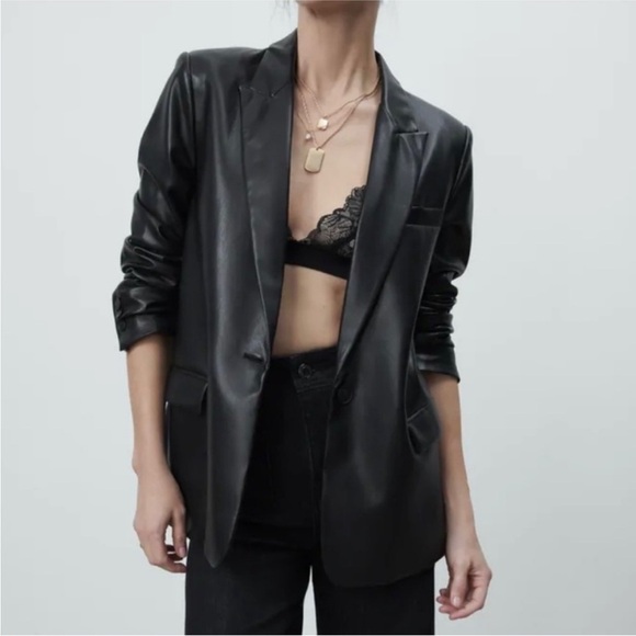ZARA Faux Leather Blazer XS Blogger Favorite - Picture 1 of 13